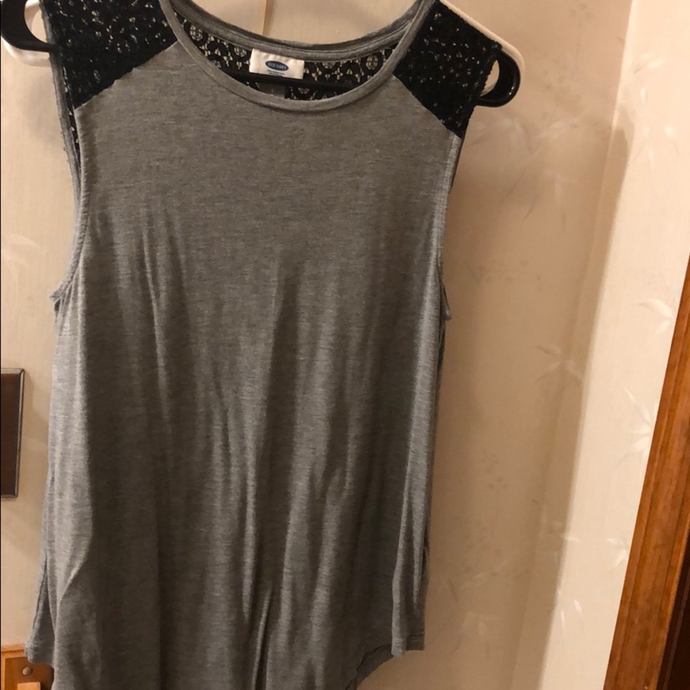 Gray Old Navy Tank